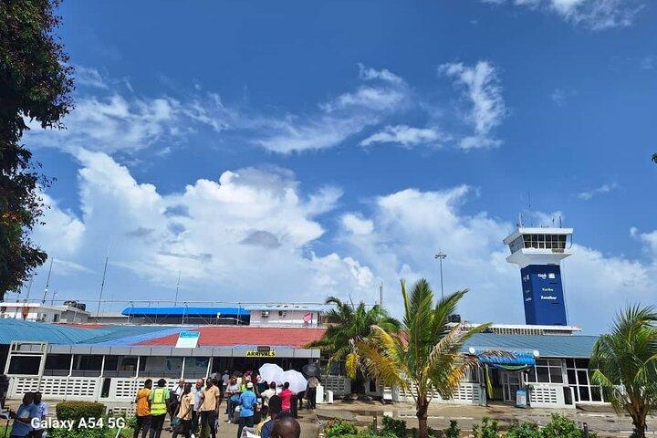 ザンジバル空港ヌンウィまたはキウェングワへのプライベート送迎