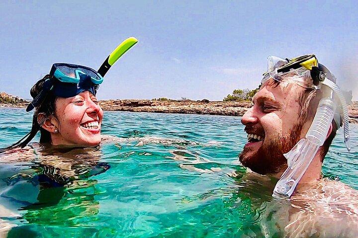 Tour privato in barca da Palma con snorkeling e paddle surf