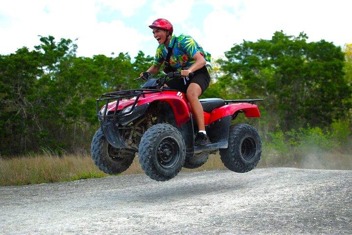 Cozumel Jungle ATV Adventure e praia ilimitada