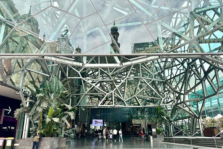 メルボルン市の4時間の小グループ観光ツアー