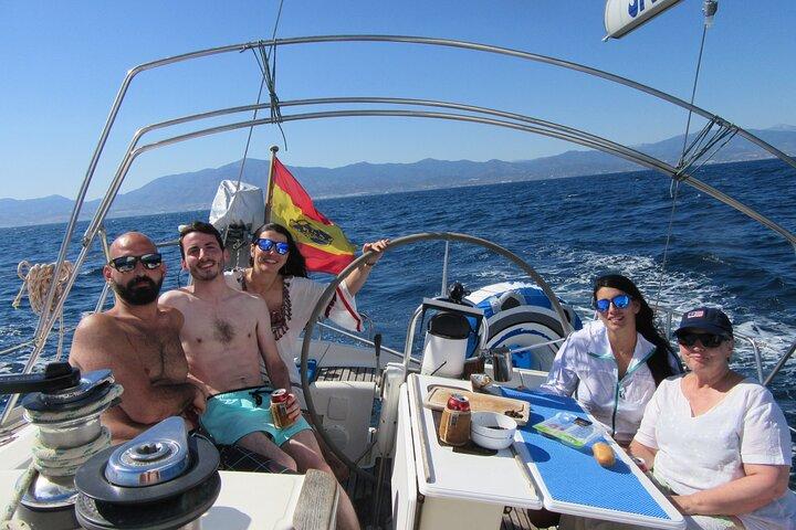 Always private-always sailing with wind-search dolphins-4h