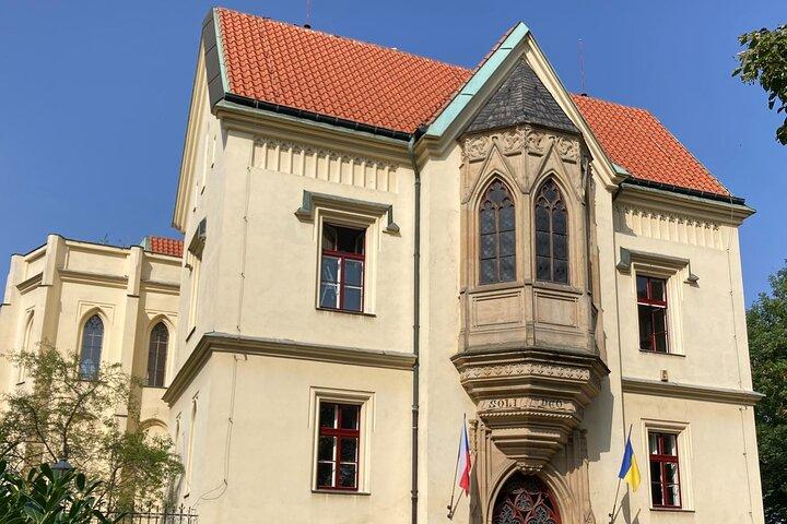 Self-Guided Audio Tour in Prague's Vysehrad Castle