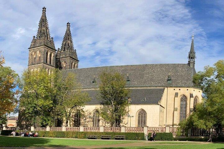 Self-Guided Audio Tour in Prague's Vysehrad Castle
