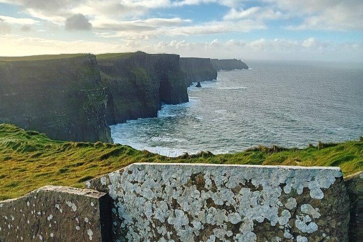 Cliffs of Moher e Wild Atlantic Way Excursão privada a partir de Dublin
