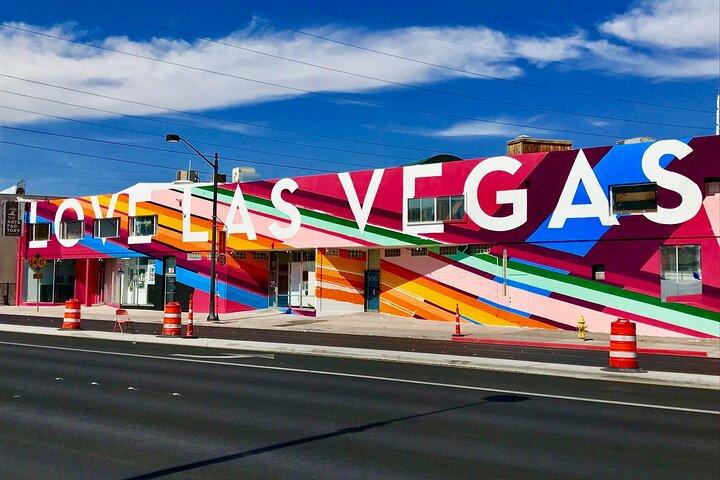 Excursão a pé pelo distrito artístico de Las Vegas
