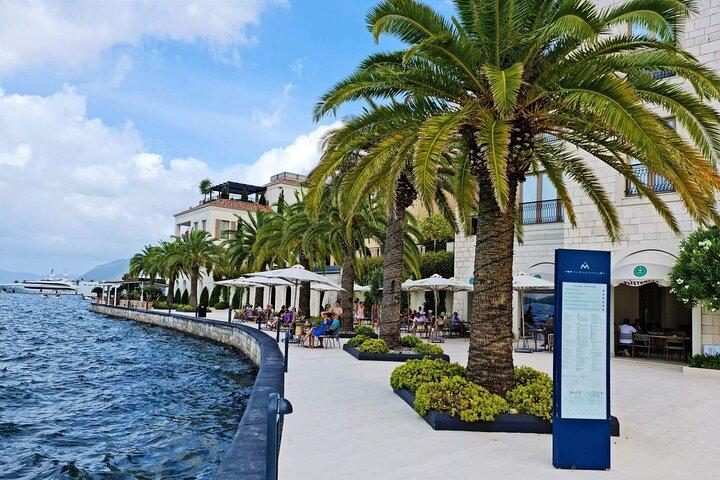Privater One-Way-Transfer von Dubrovnik oder Flughafen nach Tivat