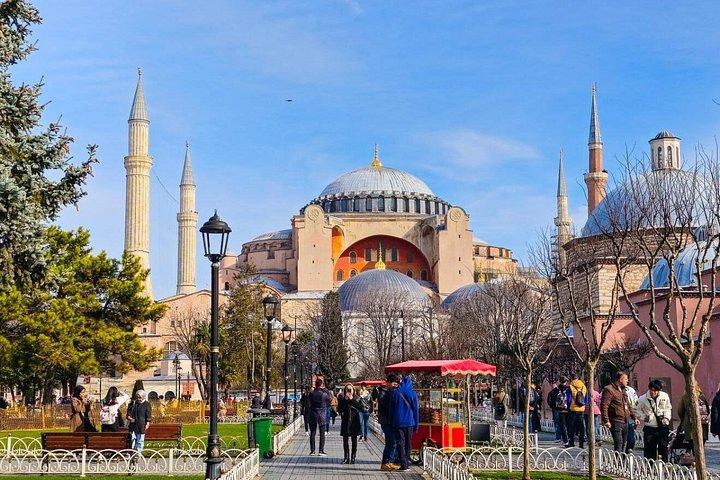 Istanbul Private Old Town Tour By Art Historian