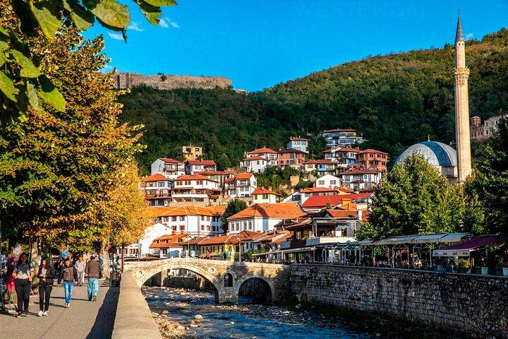 "Prizren, Prishtina Kosovo Highlights: Dagstur fra Tirana"