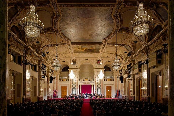 Wiener Hofburg Orchestra for Mozart og Strauss på Hofburg Palace