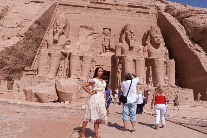 Tour privato di un giorno ai templi di Abu Simbel da Assuan