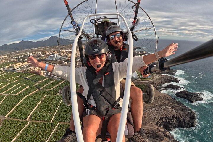 Volo in paracadutismo a Costa de Adeje con il Campione del Mondo