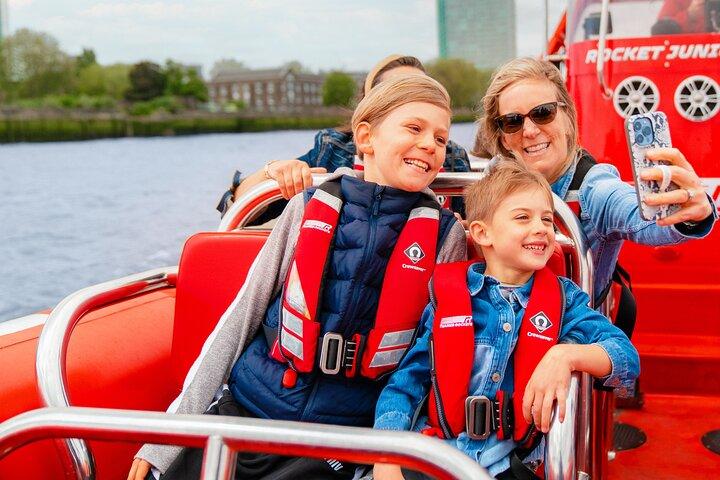 Alta Velocidade Thames River Speedboat em Londres