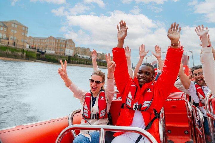 Alta Velocidade Thames River Speedboat em Londres