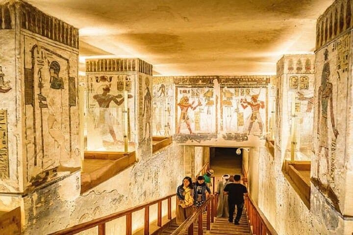 Temple of Medinat Habu Private Tour from Luxor with Lunch