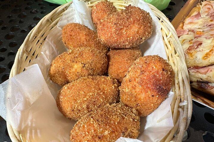 Trastevere Guidet Walking Street Food Tour i Rom