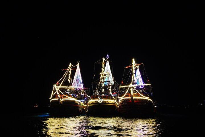 Be amazed with PIRATE SHOW in Cancun, includes Dinner & Open Bar