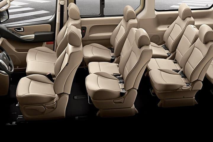 Arrival Transfer: Cape Town Airport CPT to Cape Town by Minivan