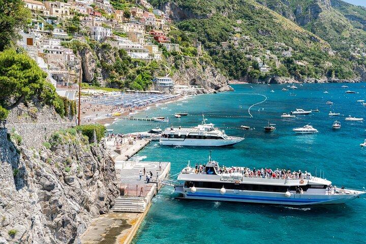 Vanuit Salerno: Amalfi Coast Privétour in een Mercedes Van
