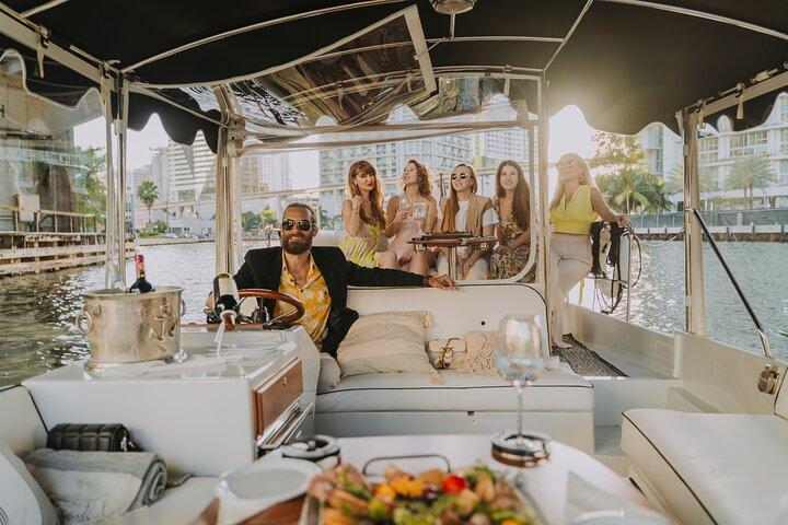 Private Luxus Miami River E-Boot Kreuzfahrt & Wein und Charcuterie