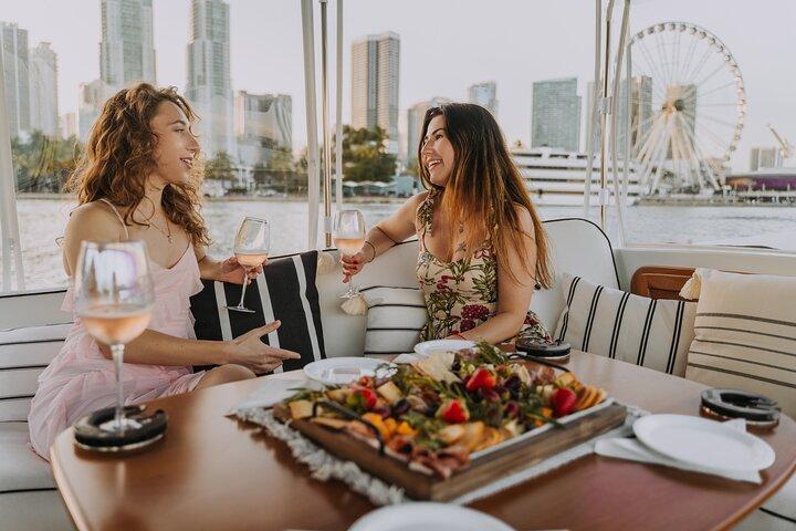 Private Luxus Miami River E-Boot Kreuzfahrt & Wein und Charcuterie