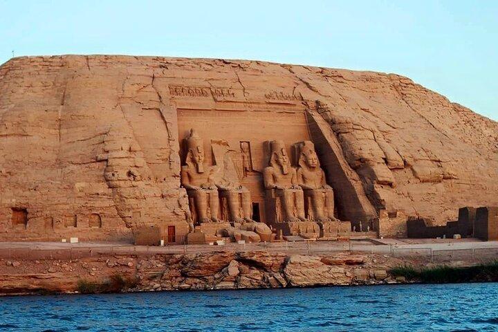 Abu Simbel Delningstur från Aswan