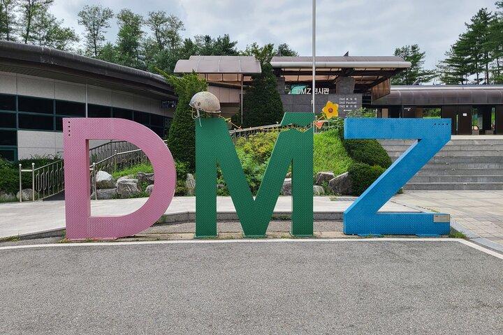 Tour privado por la DMZ de Corea con guía experto y puente colgante
