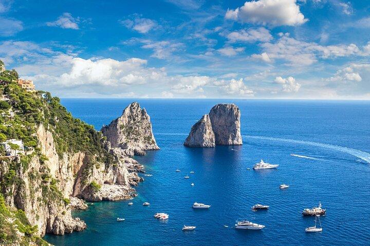 Capri Insel Bootstour mit Schnorcheln & Freizeit | Small Group