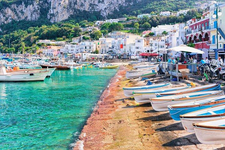 Capri Insel Bootstour mit Schnorcheln & Freizeit | Small Group