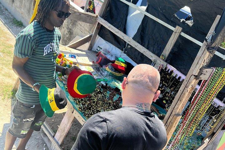 モンテゴベイ観光、お土産ショッピング、地元グルメ探し