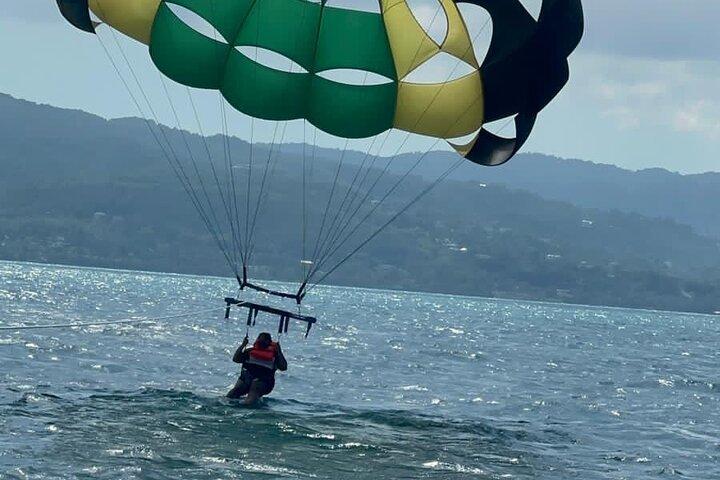 Sky high Parasailing et Jetski Montego Bay incluant les pick-up