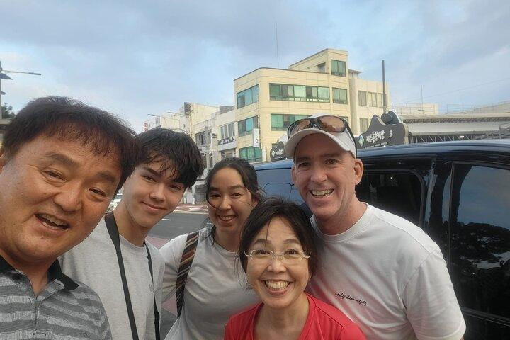 Visite privée en taxi géant de l'île de Jeju avec M. Hong au sud de Jeju
