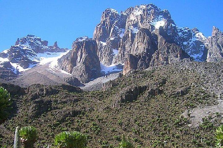 5-daagse Mount Kenya-trekking door Sirimon in Chogoria-route