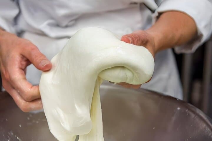 UNESCO Paestum Greek Temples & Buffalo Mozzarella from Naples