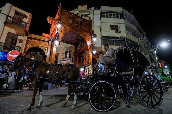 Noite com tudo incluído e caminhada gratuita no Cairo