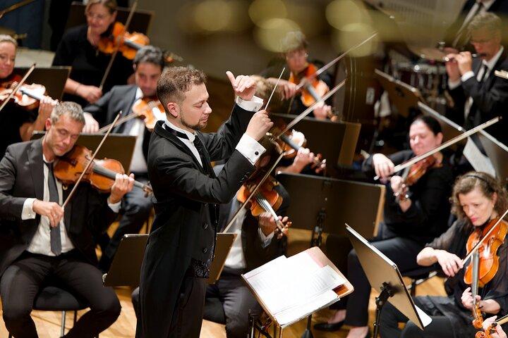 Vienna Hofburg Orchestra : Mozart Strauss Concert au Konzerthaus