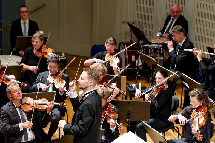 Vienna Hofburg Orchestra : Mozart Strauss Concert au Konzerthaus