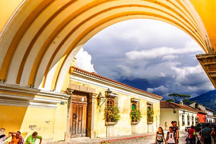 Shared Transportation from Panajachel or Lake Atitlan to Antigua