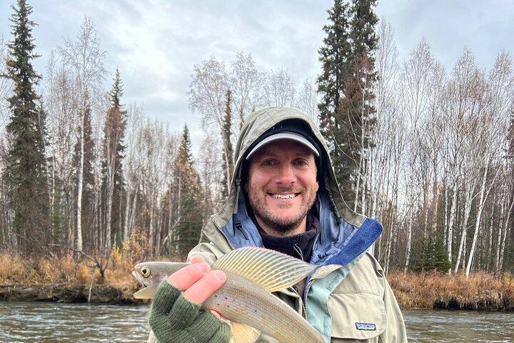 Excursion de pêche d'une demi-journée à Fairbanks avec transport