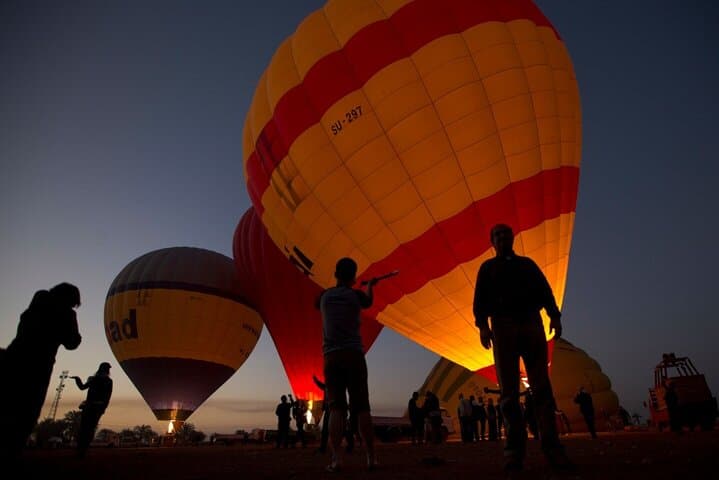 Sunrise Hot Air Balloon Rides in Luxor