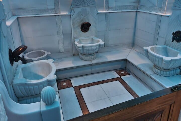 Acemoglu Historical Turkish Bath with Private Options