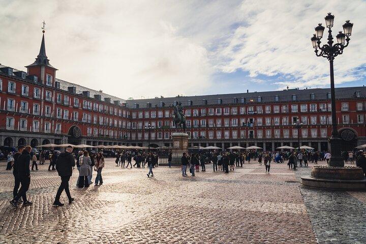 Private Reise durch das Kaiserliche Madrid durch Österreich