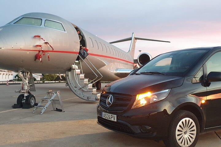 Transfert privé de l'aéroport de Lisbonne à Troia, Comporta ou Carvalhal