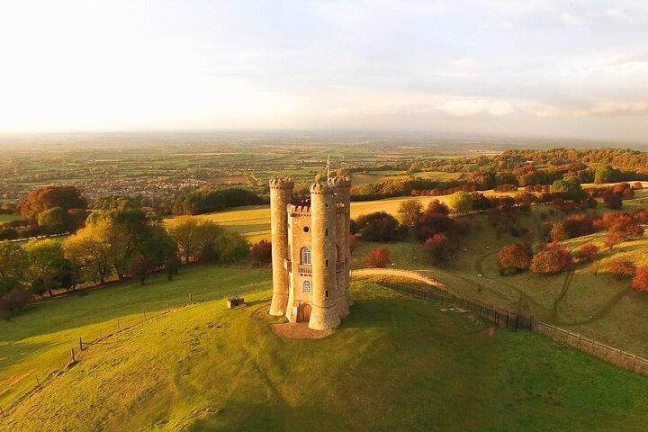 ロンドンから： コッツウォルズガイド付き旅行（ボートン・オン・ザ・ウォーターを含む）