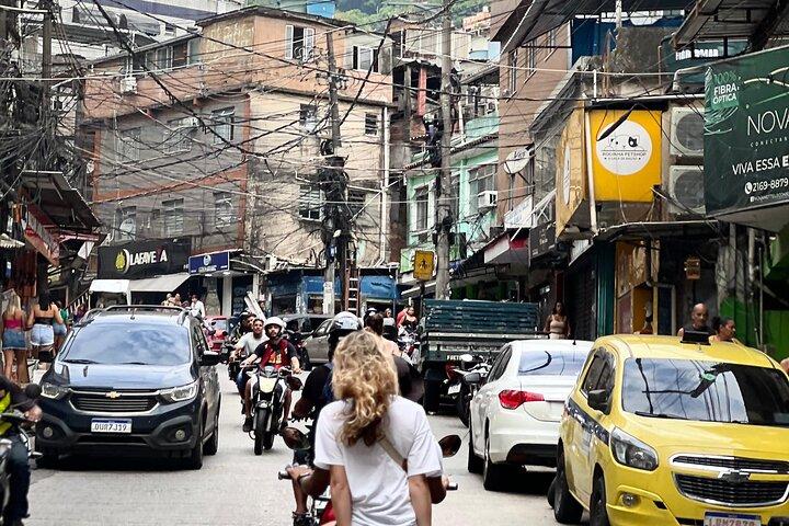 Favela Rocinha Tour com guia local e locais secretos