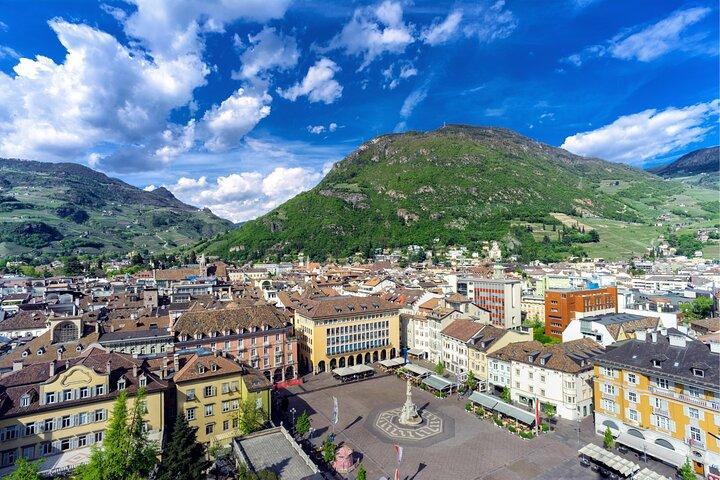 Bolzano búsqueda del tesoro & tour a pie autoguiado