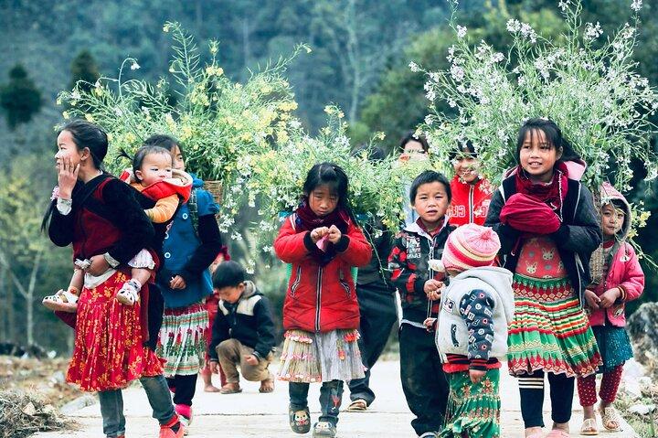 Private Transfer One Way From HANOI > SAPA