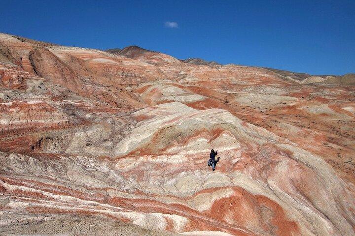 Excursão de 3 horas em pequenos grupos em Candy Mountains (com opção Pink Lake)