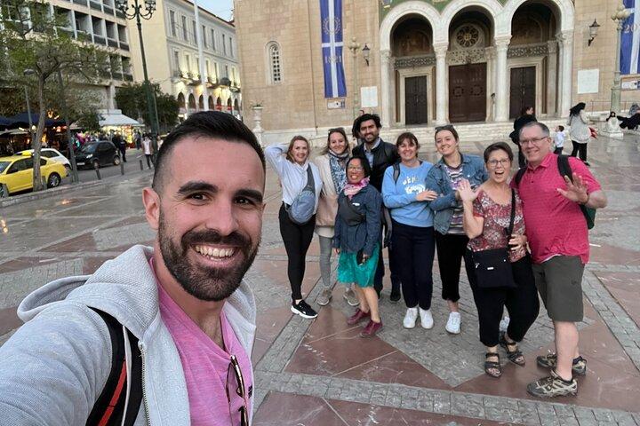 Entdecken Sie lokale verborgene Schätze bei einem 2-stündigen Rundgang in Athen