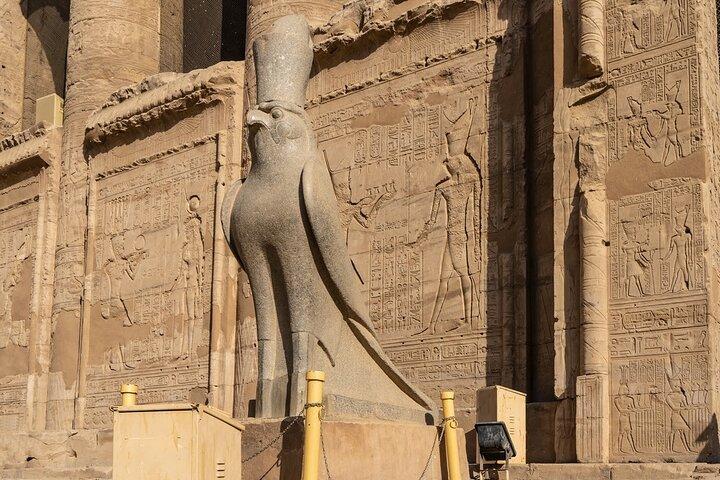 Templo Edfu e Templo Kom Ombo de Aswan ou Luxor