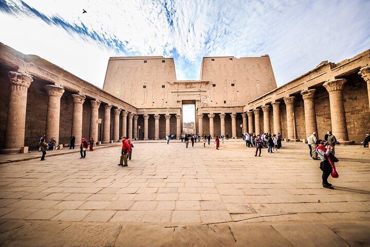 Templo Edfu e Templo Kom Ombo de Aswan ou Luxor